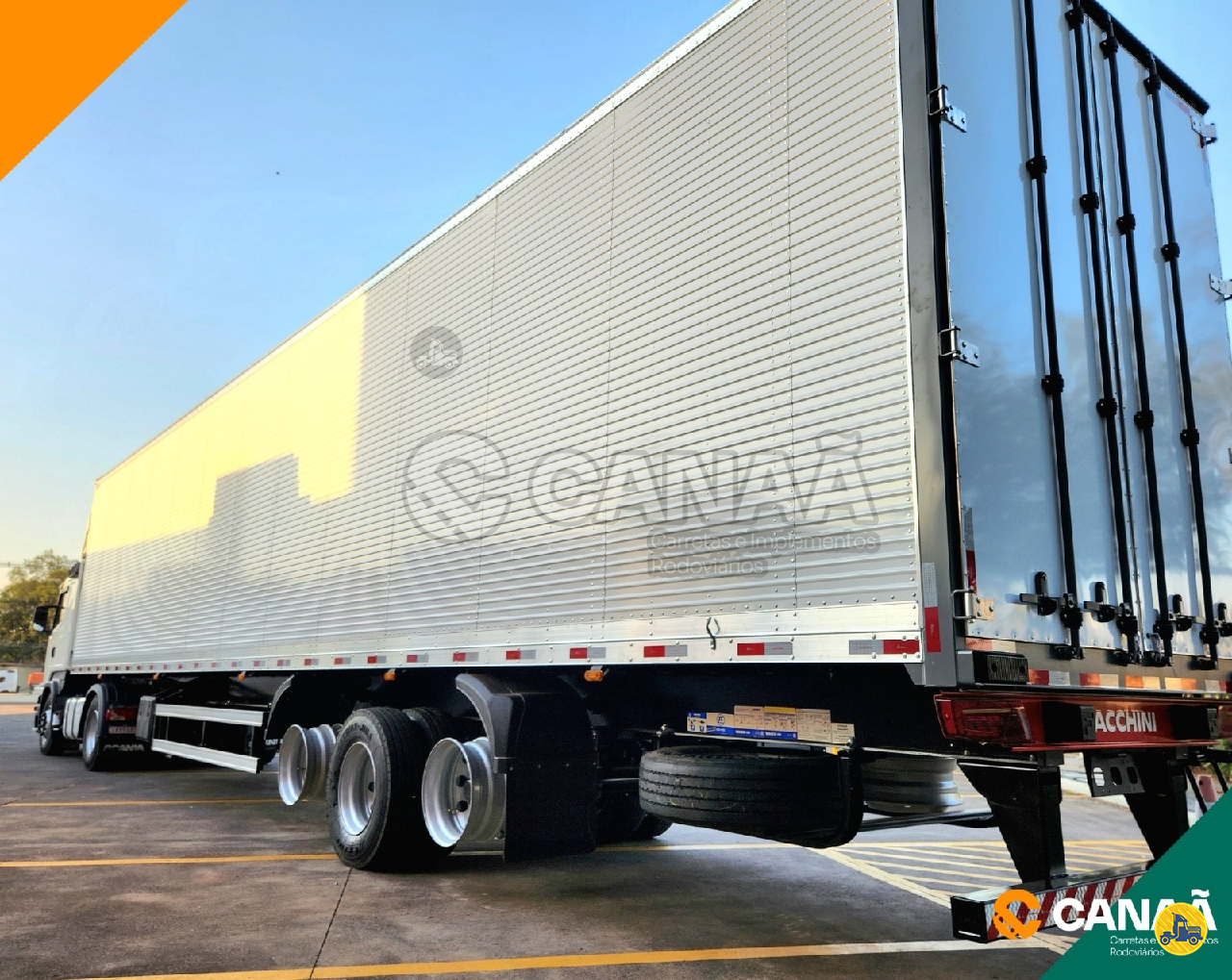 CARRETA SEMI-REBOQUE BAU FURGÃO Canaã Carretas e Implementos Rodoviários OURINHOS SÃO PAULO SP